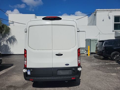 Used 2024 Ford Transit 250 148 Medium Roof RWD image 14