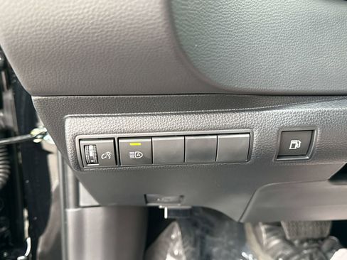 Used 2026 Toyota Corolla LE FWD image 26