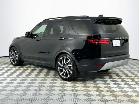 Used 2025 Land Rover Discovery S image 7