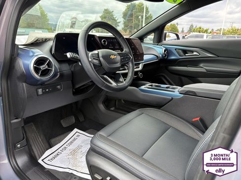 Used 2024 Chevrolet Equinox EV LT FWD image 10