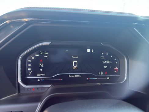 Used 2023 GMC Sierra 1500 AT4 w/ Technology Package AWD/4WD image 10