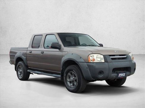 Used 2003 Nissan Frontier XE image 3