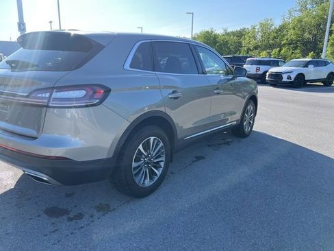 Used 2023 Lincoln Nautilus FWD image 10