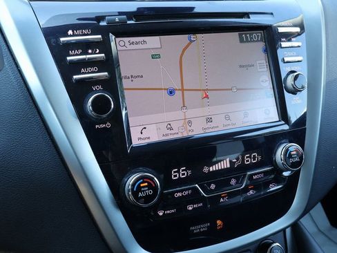 Used 2023 Nissan Murano SL image 3