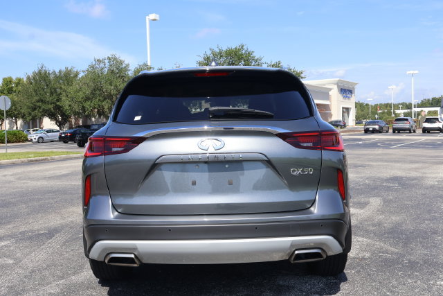 Used 2023 INFINITI QX50 Luxe FWD image 7
