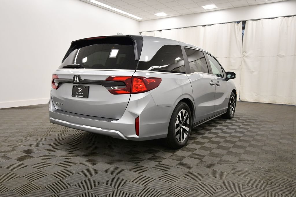 Certified 2025 Honda Odyssey Sport image 8