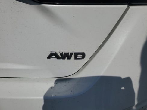 Used 2024 Nissan Altima 2.5 SV AWD/4WD image 5
