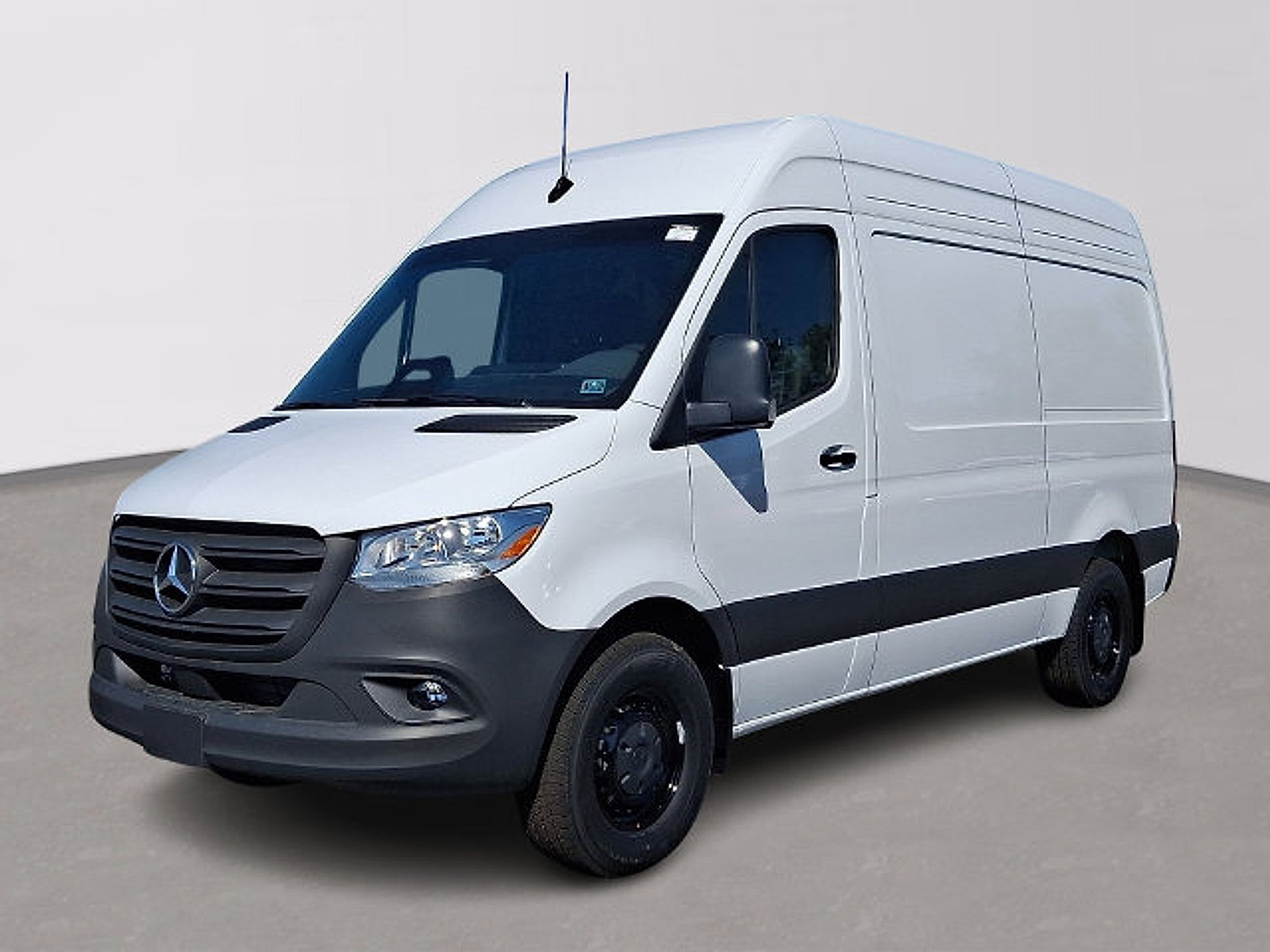 Used 2026 Mercedes-Benz Sprinter 2500 image 1