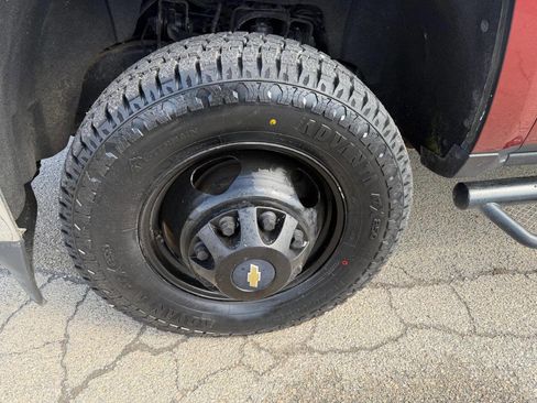 Used 2015 Chevrolet Silverado 3500 W/T image 13