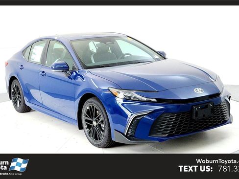 New 2026 Toyota Camry SE image 1