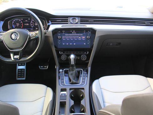 Used 2020 Volkswagen Arteon SEL image 9