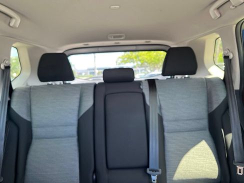 Used 2023 Nissan Rogue SV FWD image 12