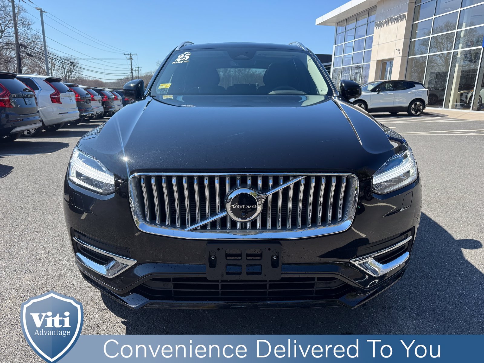 Certified 2025 Volvo XC90 B6 Plus w/ Protection Package Premier AWD/4WD image 3