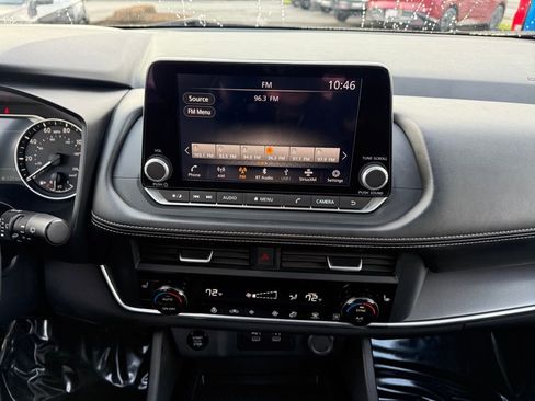 Certified 2024 Nissan Rogue SV w/ SV Premium Package image 20