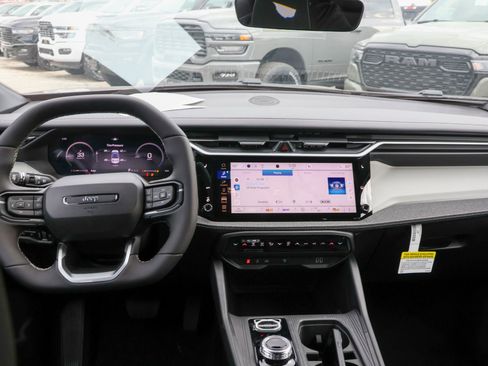 New 2026 Jeep Cherokee Laredo AWD/4WD image 15