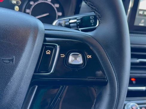 Used 2022 Lincoln Corsair AWD w/ Equipment Group 101A image 16