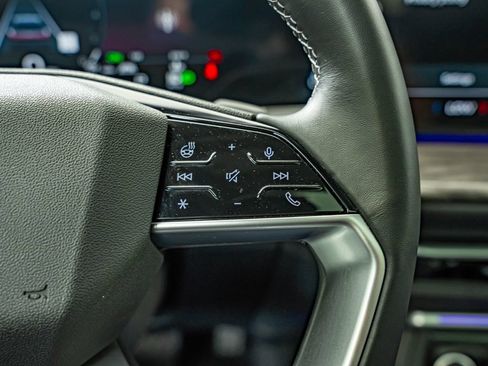 Certified 2025 Audi Q5 Premium Plus w/ Premium Plus AWD/4WD image 19
