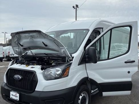 Used 2024 Ford Transit 250 148 Medium Roof image 11