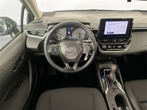 Used 2024 Toyota Corolla LE image 10
