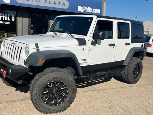 Used 2012 Jeep Wrangler Unlimited Sport image 5