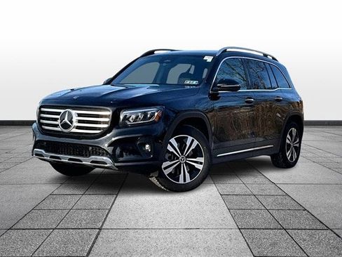 Certified 2025 Mercedes-Benz GLB 250 4MATIC image 2