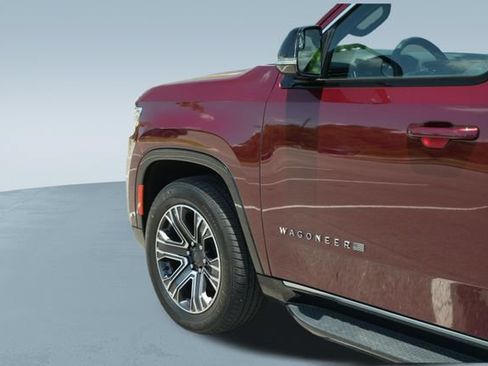 Used 2024 Jeep Wagoneer Series II w/ Flexible Seating Group AWD/4WD image 42