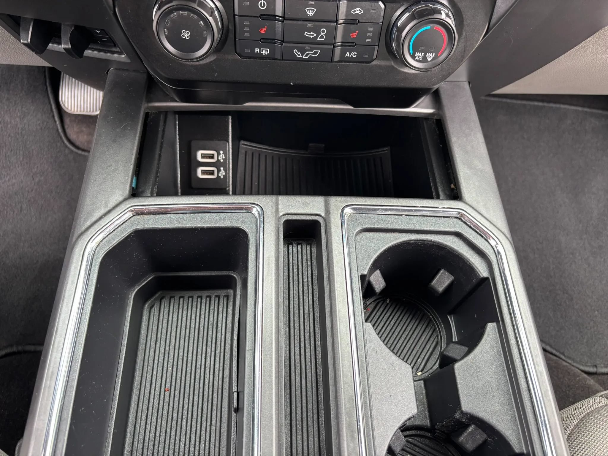 Used 2020 Ford F150 XLT w/ Equipment Group 302A Luxury AWD/4WD image 31