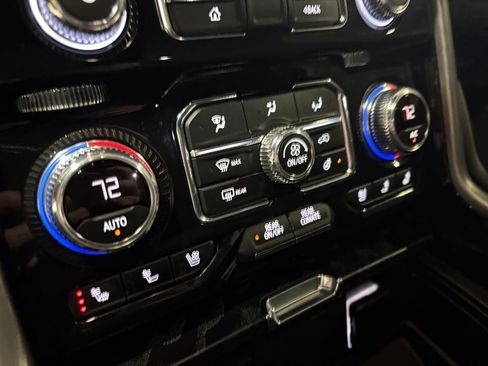 Used 2023 GMC Yukon XL Denali w/ Denali Reserve Package AWD/4WD image 16