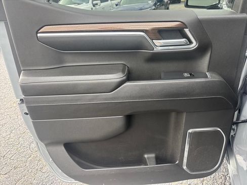 Used 2024 Chevrolet Silverado 1500 RST w/ Protection Package AWD/4WD image 18