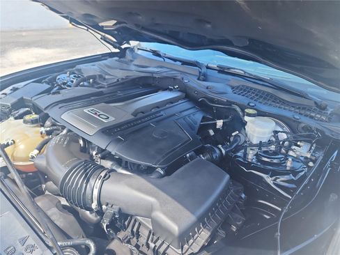 Certified 2020 Ford Mustang GT RWD image 23