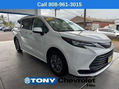 Used 2026 Toyota Sienna LE