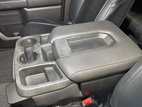 Used 2021 Chevrolet Silverado 1500 Custom AWD/4WD image 18