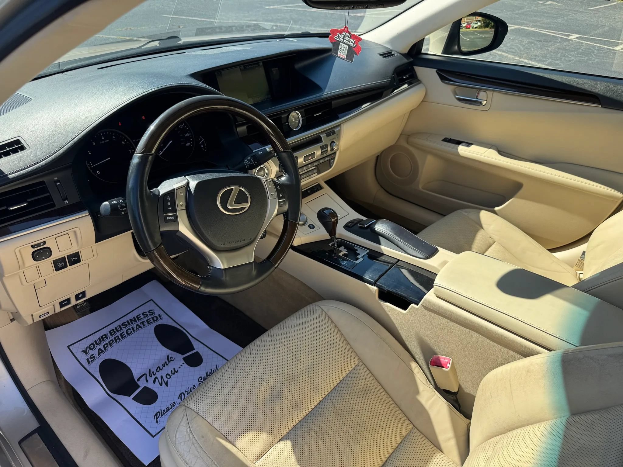 Used 2014 Lexus ES 350 w/ Luxury Package FWD image 13