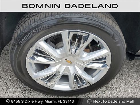 Used 2021 Chevrolet Tahoe High Country w/ Premium Package image 5