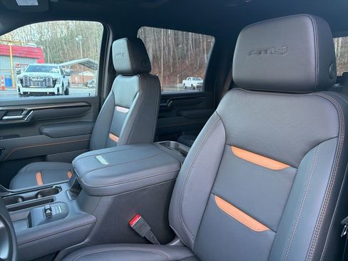 New 2026 GMC Sierra 2500 AT4 w/ AT4 Premium Plus Package image 9
