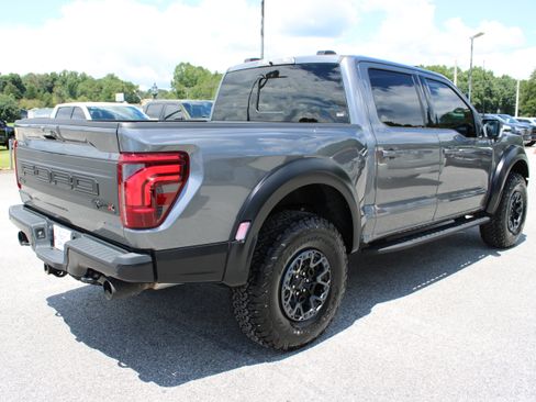 Used 2025 Ford F150 Raptor w/ Equipment Group 803A Raptor R AWD/4WD image 6