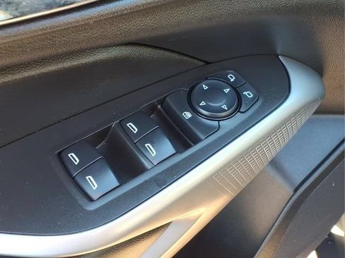 Used 2024 Chevrolet Trax LS w/ LS Convenience Package FWD image 14