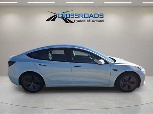 Used 2023 Tesla Model 3 Standard Range image 6