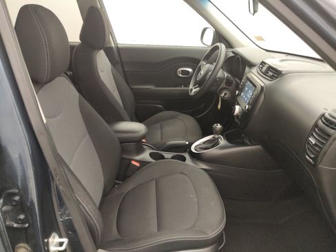 Used 2019 Kia Soul + FWD image 21
