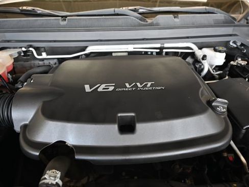 Used 2019 Chevrolet Colorado Z71 AWD/4WD image 29