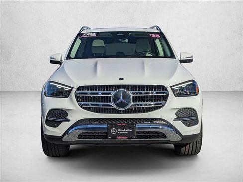 Certified 2025 Mercedes-Benz GLE 450e 4MATIC image 2