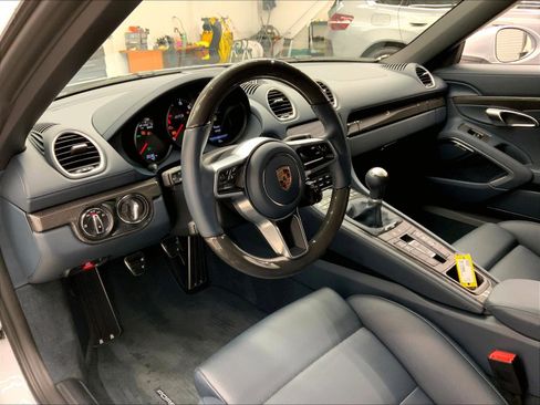 Certified 2025 Porsche 718 Boxster GTS image 4