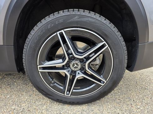 Used 2020 Mercedes-Benz GLB 250 4MATIC image 44