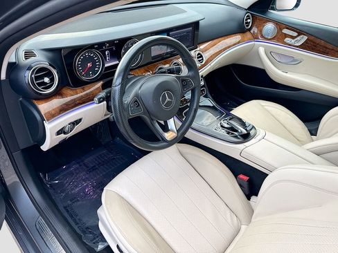 Used 2018 Mercedes-Benz E 300 w/ Premium 1 Package image 25