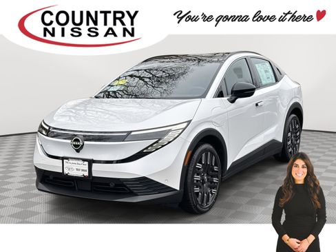 New 2026 Nissan Leaf Platinum+ w/ Floor Mat Package (Platinum+) FWD image 1