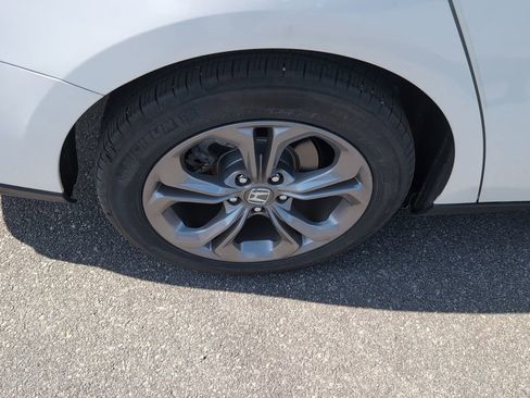 Certified 2024 Honda Accord EX image 10