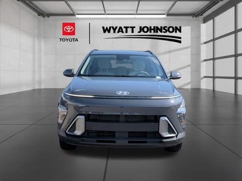 Used 2024 Hyundai Kona SEL AWD/4WD image 5