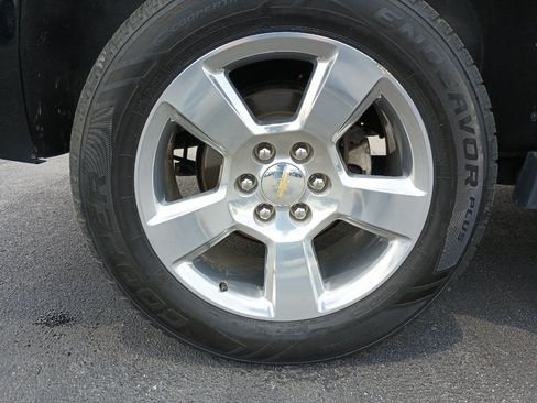 Used 2018 Chevrolet Tahoe Premier AWD/4WD image 12