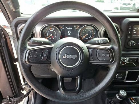 Used 2020 Jeep Wrangler Sport AWD/4WD image 17