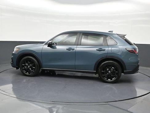 Used 2025 Honda HR-V Sport image 2